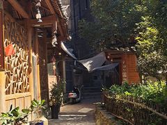 -苗湘食府(十年店)