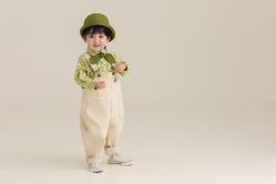 -小脚丫专业儿童摄影店