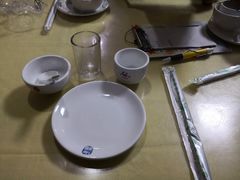 餐具摆设-华春餐馆(鱼山路店)