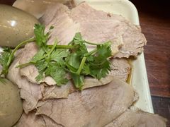 -亮亮面馆(经六路店)