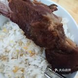 农家烟熏腊排骨，过瘾！！[加油][加油][礼花][礼花]