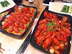 -何师烧烤·香辣蟹·川菜·30年老品牌(太古里旗舰店)