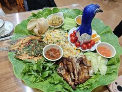 -沐毫傣泐云南菜孔雀宴•手抓饭傣味烧烤(曼听公园店)