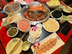 -大龙辣火锅·龙虾·烧烤(湖滨新天地店)