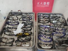 -东湖小天池真人CS彩弹野战基地