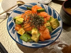三文鱼牛油果波奇饭-筱田の食堂·izakaya(淮海中路店)