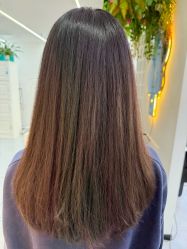 -V7 HAIR SALON