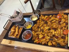 -炸鸡情侣韩式料理(中央大街店)