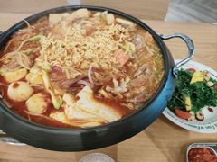 -WOW LUCKY创意韩料(龙阳广场店)