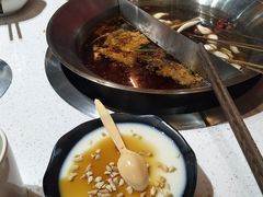 -牛华八婆麻辣烫(龙湖U城店)