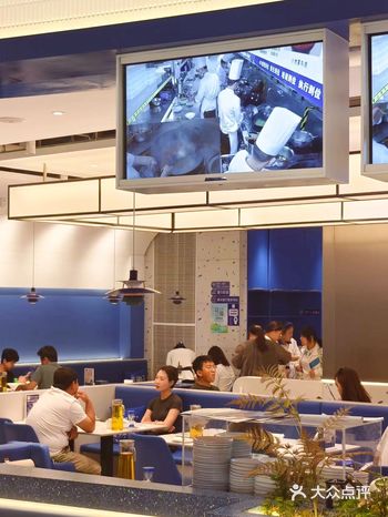 他家竟然开放了后厨参观………太勇了