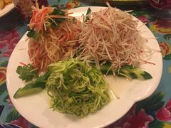 -闯关东东北农家菜(崂山石老人店)
