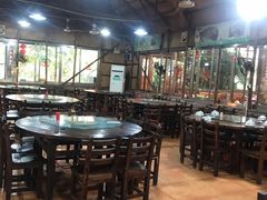 大堂-绿雅居原生态农庄(小涌店)