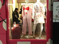 -Victoria's Secret(杭州湖滨银泰in77店)