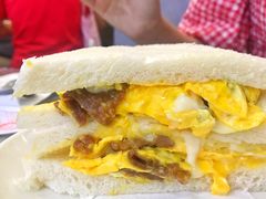 牛肉鸡蛋三文治-义顺牛奶公司(庇利金街店)