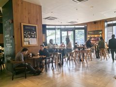 -星巴克臻选(莘庄仲盛店)