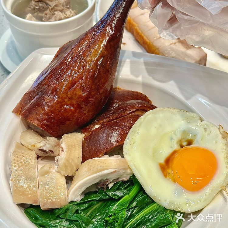 总要为了这只鹅腿来一趟深圳吧