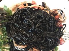 -斯普汇生蚝牛排馆(中骏世界城店)