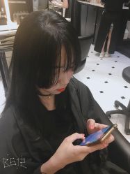-HAIR CORNER