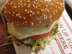 -The Habit Burger Grill 哈比特汉堡(复兴soho店)