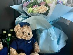 -上海星瀚奔驰4S店(红柳路店)