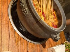 -郑记·古法黑砂锅串串(龙泉店)