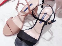 -STUART WEITZMAN(静安嘉里中心店)