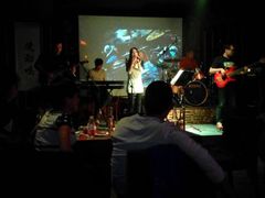 -月亮瓦肆音乐酒吧(环山路店)