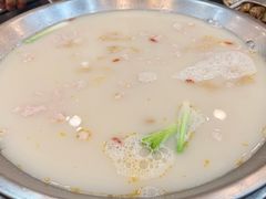 -老来福·非遗酸汤兔(凯旋路店)