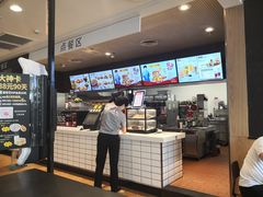 -肯德基(尖岭万达店)