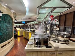 -旋转餐厅·海鲜自助(昆明锦江大酒店)