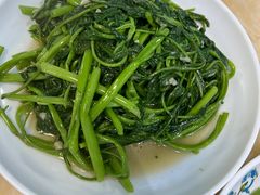 -小海豚•老字号海鲜餐厅(天涯店)