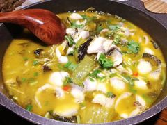 -东家小院金汤酸菜鱼(南阳路店)