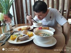 -皇马假日醉海南大酒店·假日一品派茶楼(秀英店)