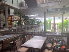 -ROAST coffee & eatery