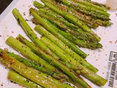 -HIHE Bistro·Oyster Bar(华熙live店)