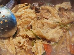 -胡须佬鸡煲四季火锅(海雅缤纷城店)