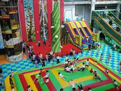 -蒙特利亲子乐园