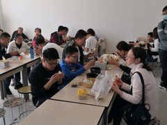 -闫家驴肉老店(华电一校店)