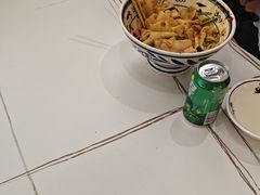 -阿瓦山寨·湘菜现炒·剁椒鱼头王(咸阳总店)