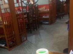 -乡土黄·鲜牛肉火锅·小龙虾(兴业街店)