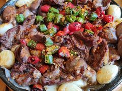 -老东镇啤酒屋海鲜加工·蒸汽海鲜·海鲜烧烤(台东店)