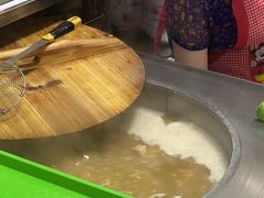 -周震馄饨