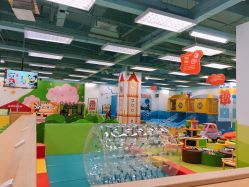 -莫莉幻想儿童乐园(郑州丹尼斯三天地店)