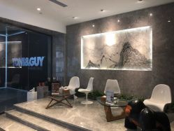 -TONI&GUY