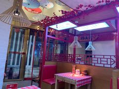 -思博半步颠小酒馆(梦时代店)