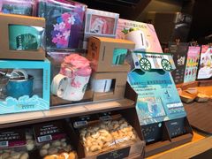 零售区-星巴克(温州银泰大西洋店)