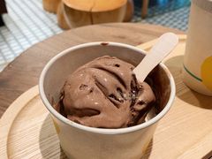 布朗尼榛子冰激凌-Luneurs(幸福里店)