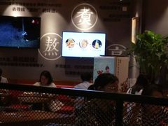 -渝是乎川渝小炒(新世界百货望京店)