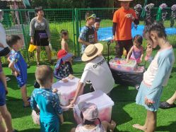 -季高兔窝窝亲子园(上海薰衣草公园店)